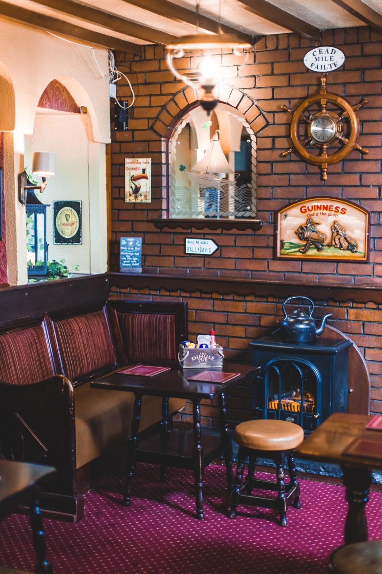 The Dingle Pub Rooms ภายนอก รูปภาพ